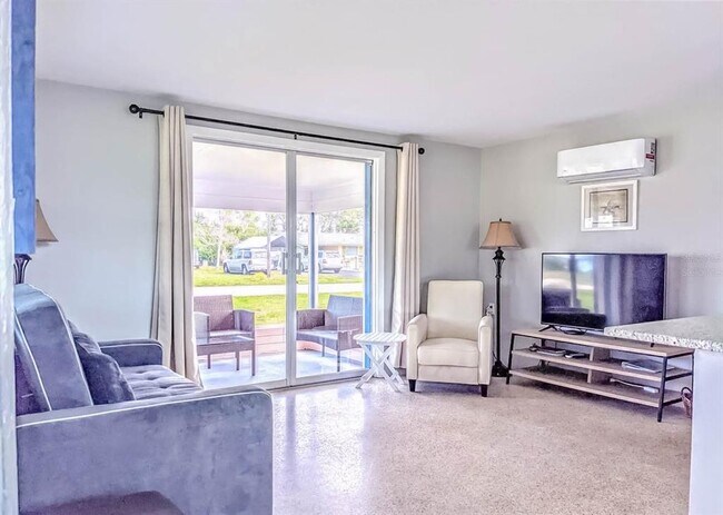 Building Photo - 191 E Wentworth St