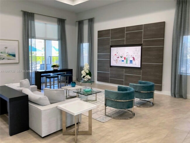 Building Photo - 1845 SE 27th Rd