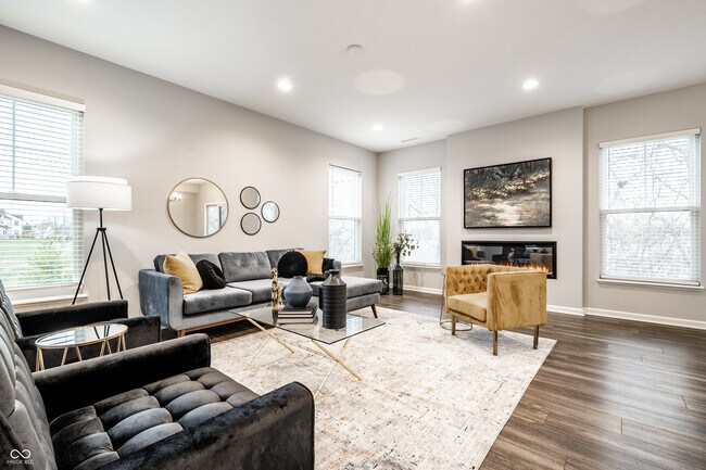 Building Photo - 17491 Fetzer Ct