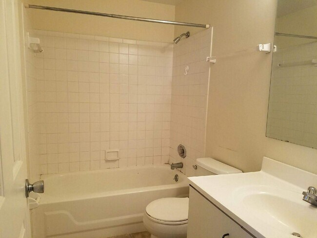 Building Photo - 5795 Pershing Ave