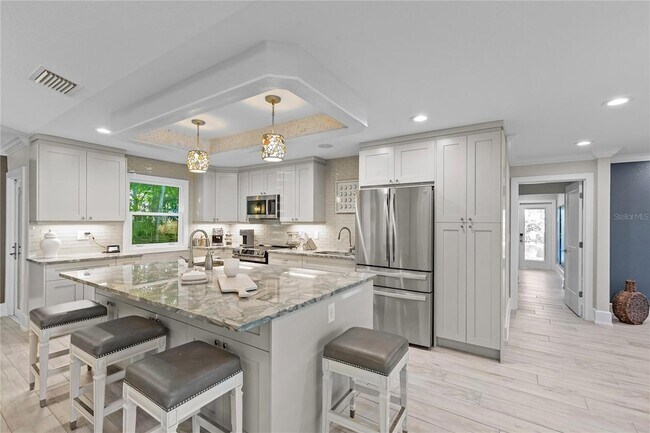 Building Photo - 135 93rd Ave