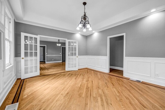 Building Photo - SPACIOUS 6 BEDS | 3 BATHS - DOWNTOWN ATLANTA - ATLANTA HOUSING VOUCHERS ACCEPTED