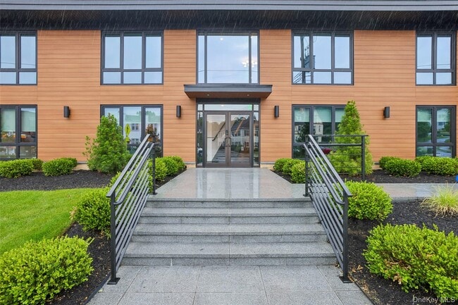 Building Photo - 325 Manville Rd