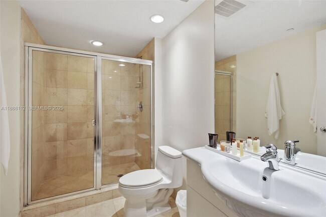 Building Photo - 1800 S Ocean Dr