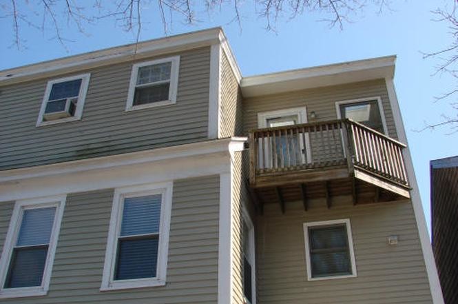 Building Photo - 4 Warren St