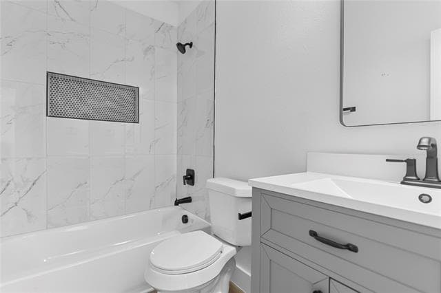 Building Photo - 2724 Swanson St