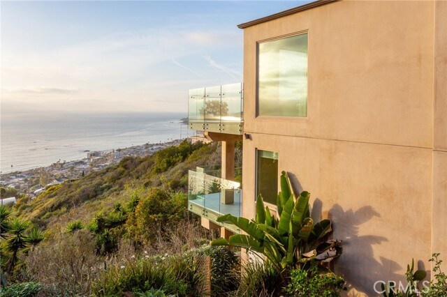 Building Photo - 805 Katella St