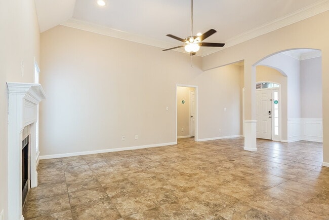 Building Photo - 392 Old Cahaba Trail