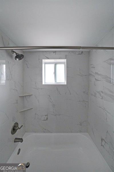 Building Photo - 983 Harwell St NW