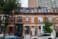 Building Photo - 1849 N Lincoln Ave