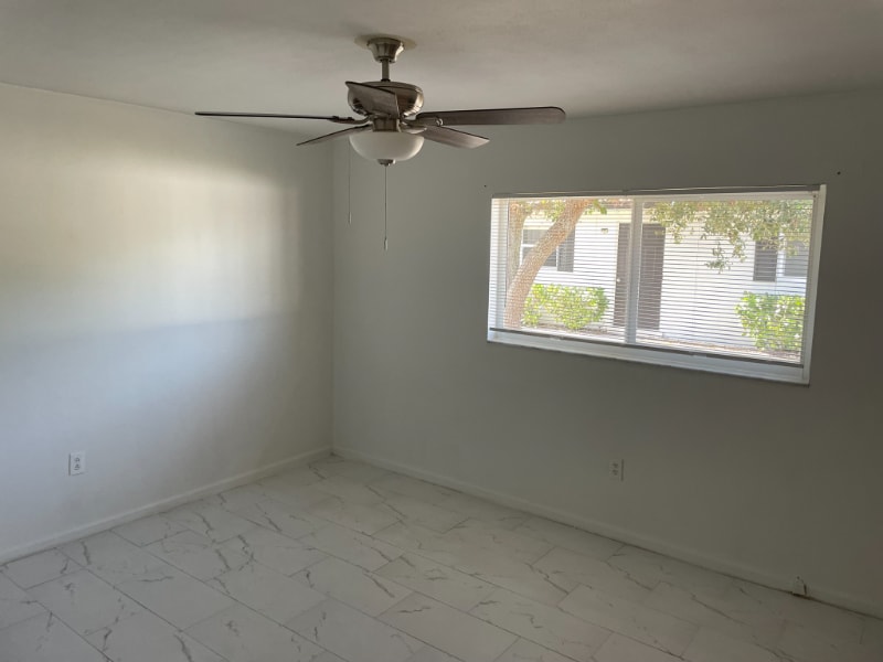 Building Photo - 627 92nd Ave N