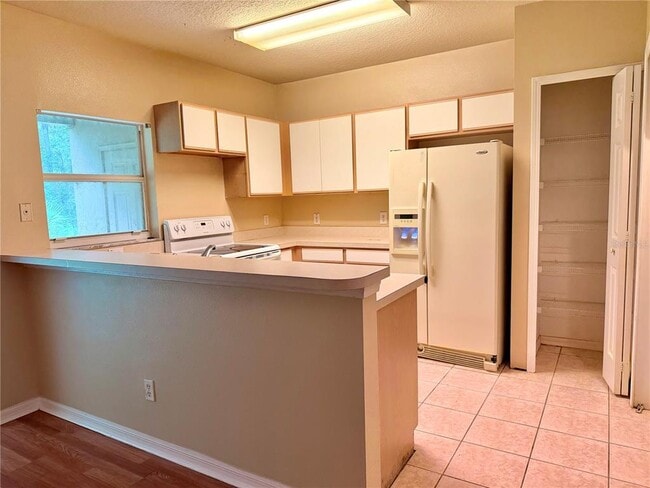 Building Photo - 30209 Swinford Ln