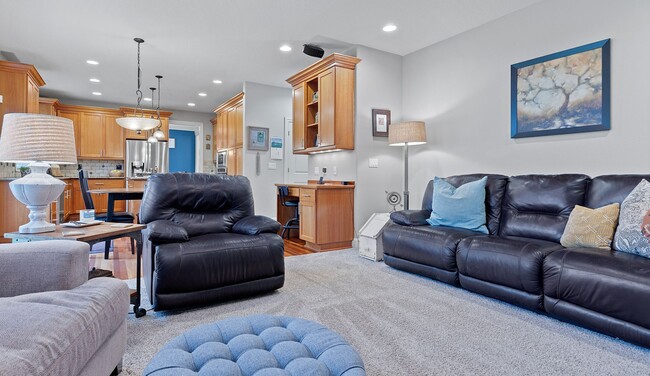 Building Photo - Desirable Oregon City / Luxury Home, High End Amenities, Central Air, Central Vac, Tank-less Hot ...