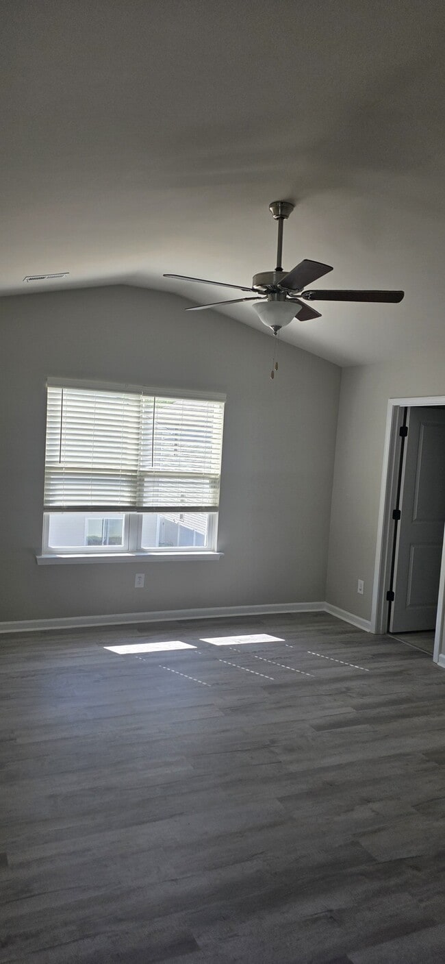 Building Photo - 4220 Stoneygreen Ln