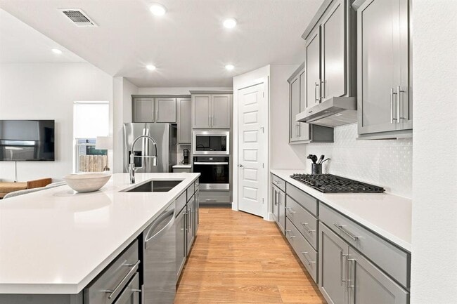Building Photo - 9608 Hamadryas Dr