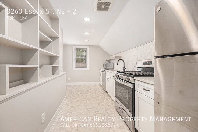 Building Photo - 3260 Essex St NE