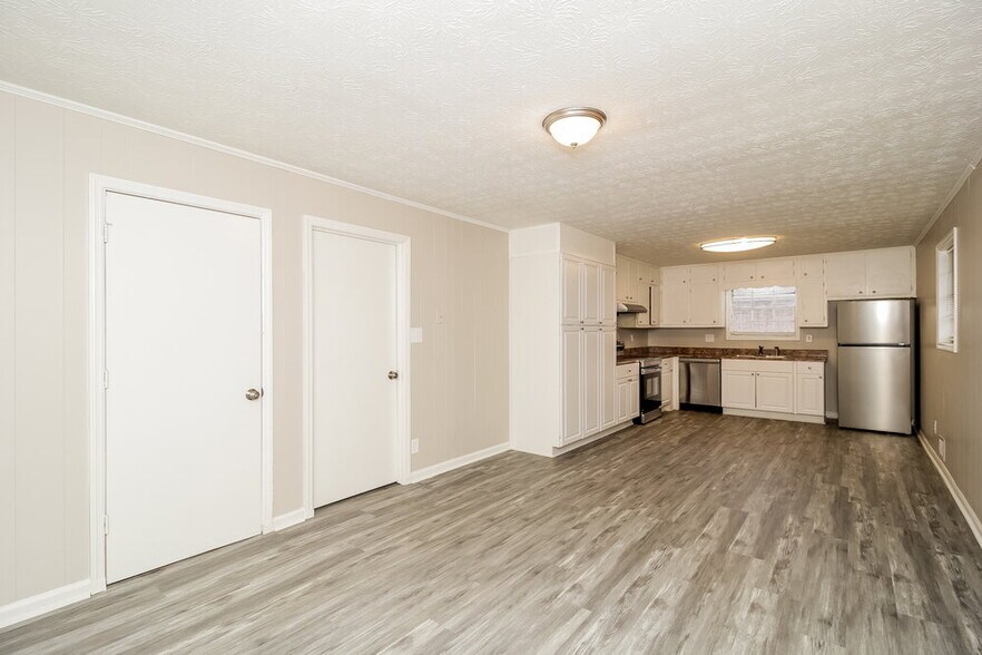 Building Photo - 2071 Old Alabama Rd SW