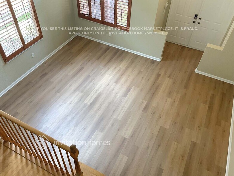 Building Photo - 6566 Stonehurst Cir