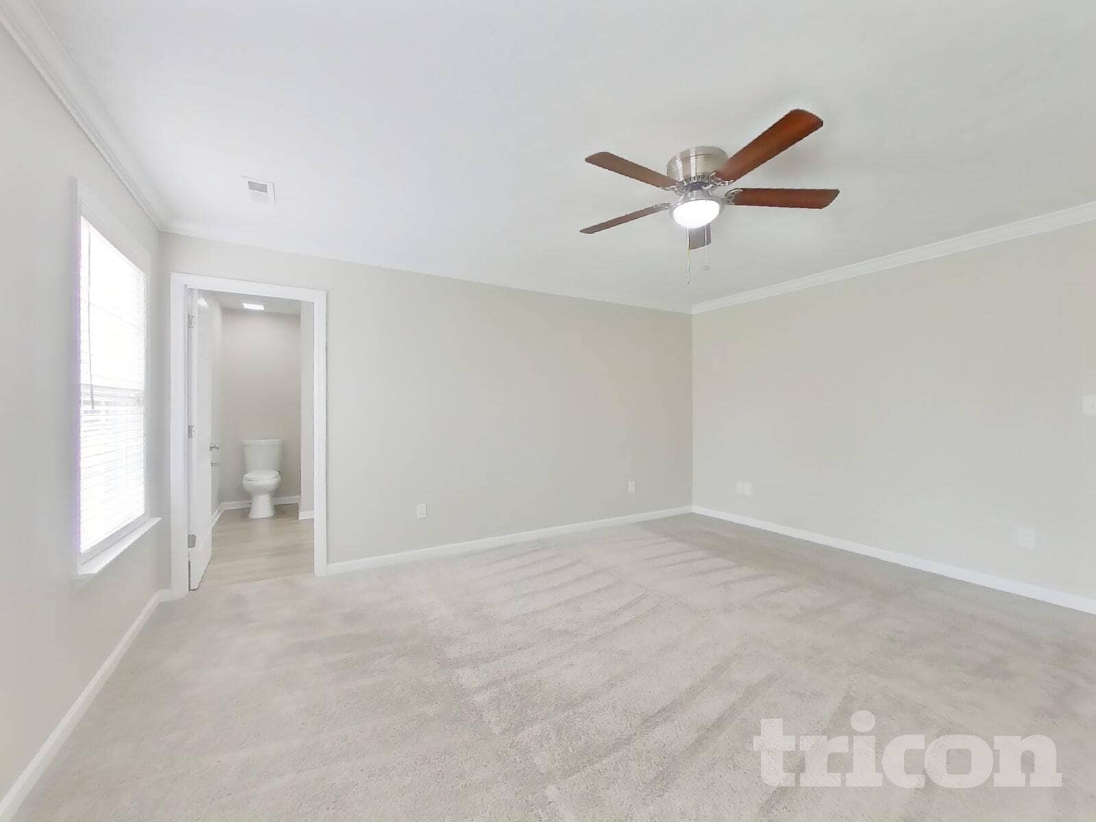 Building Photo - 2636 Danbury Cir