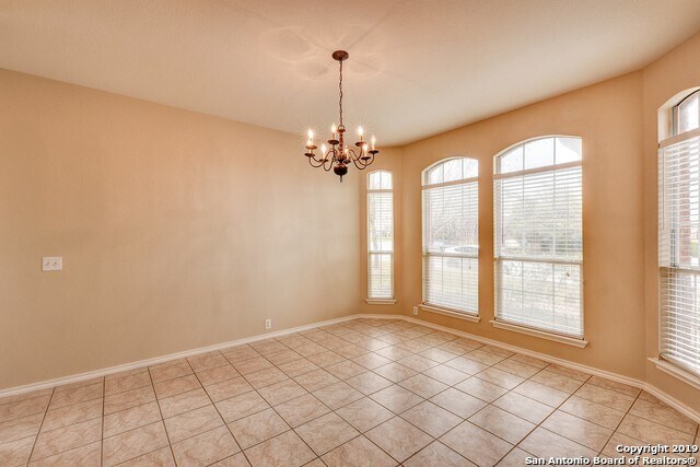 Building Photo - 5 Bedroom/3 Bath Village at Encino Park Su...