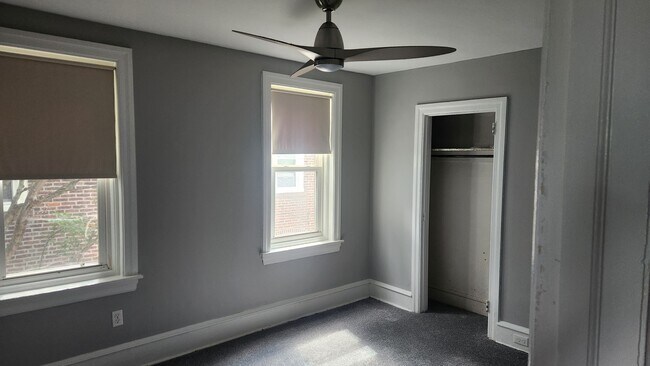 Building Photo - 417 Llanerch Ave