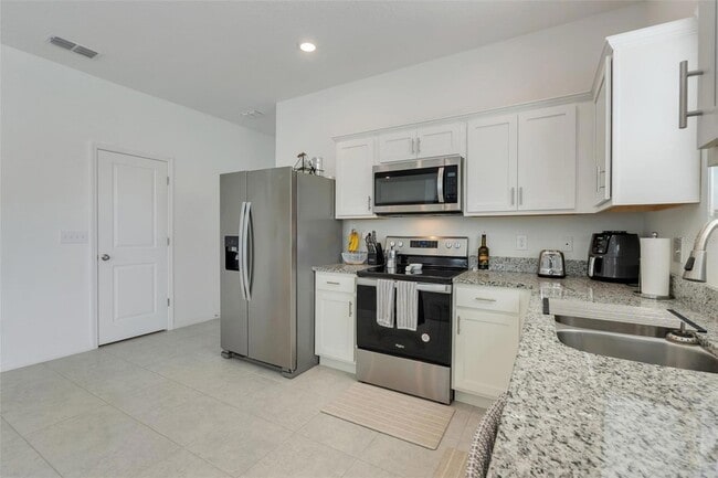 Building Photo - 3270 Water Sprite St