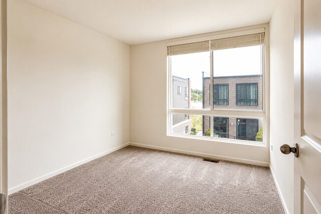 Building Photo - 2323 Prestige Pl