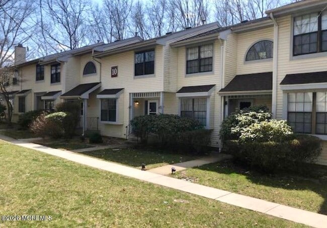 Building Photo - 1004 Arlington Dr