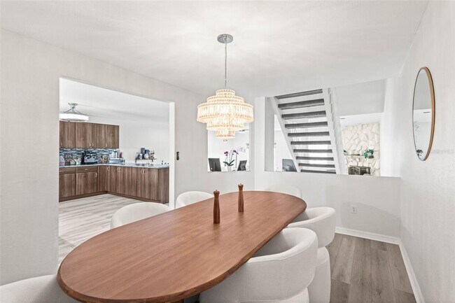 Building Photo - 1109 Pinellas Bayway S