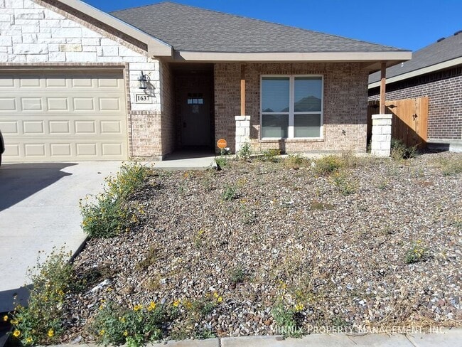 Building Photo - 1637 Wrigley Dr