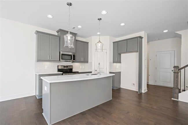 Building Photo - 28 Auburn Valley Wy