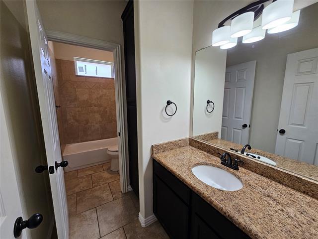 Building Photo - 7721 Oak Garden Trail