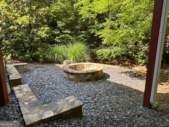 Building Photo - 12274 Ferncreek Dr