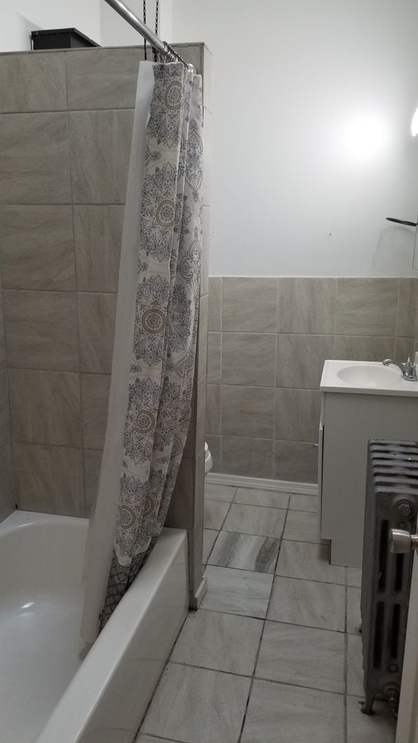 Building Photo - Enclosed Porch Row - West Philadelphia