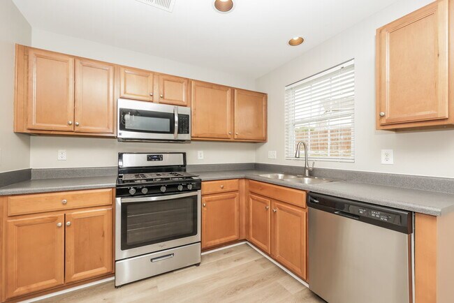 Building Photo - 3001 Gale Ct