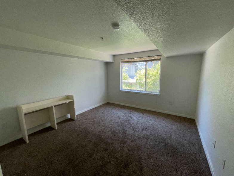 Building Photo - 2830 E College Ave