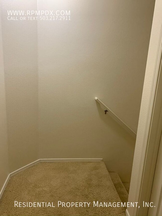 Building Photo - Orchard Hill Condo in the Heart of Tualatin!