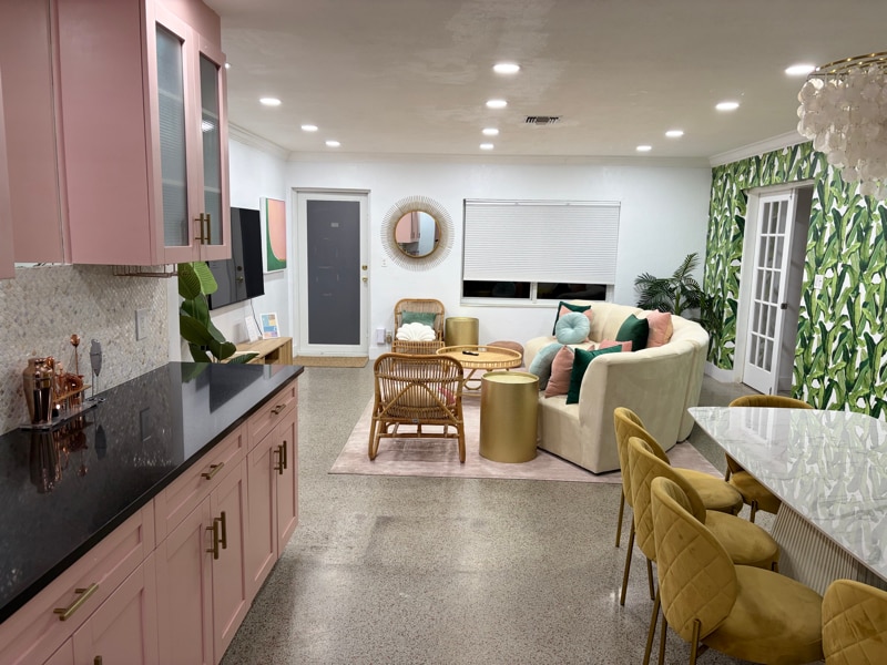 Building Photo - 305 NE 27th St