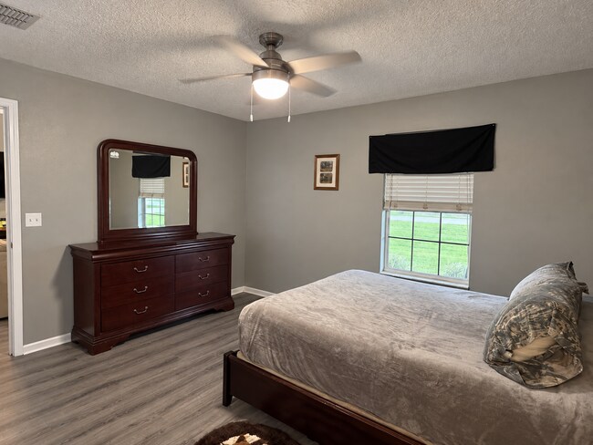 Building Photo - 663 Dallas Cir