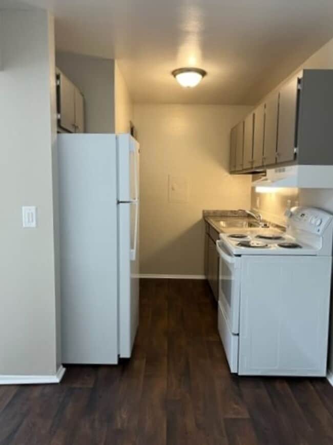 Building Photo - Charming 1 Bedroom/1 Bath near Downtown Rochester!