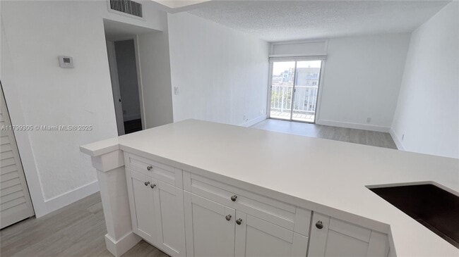 Building Photo - 4550 NW 9th St