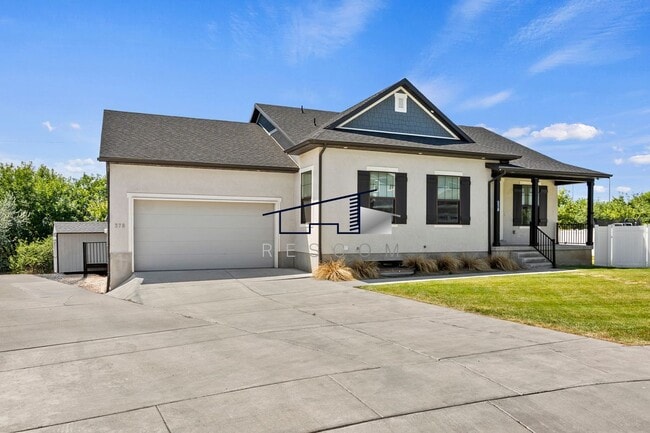 Building Photo - 378 Clark Cir