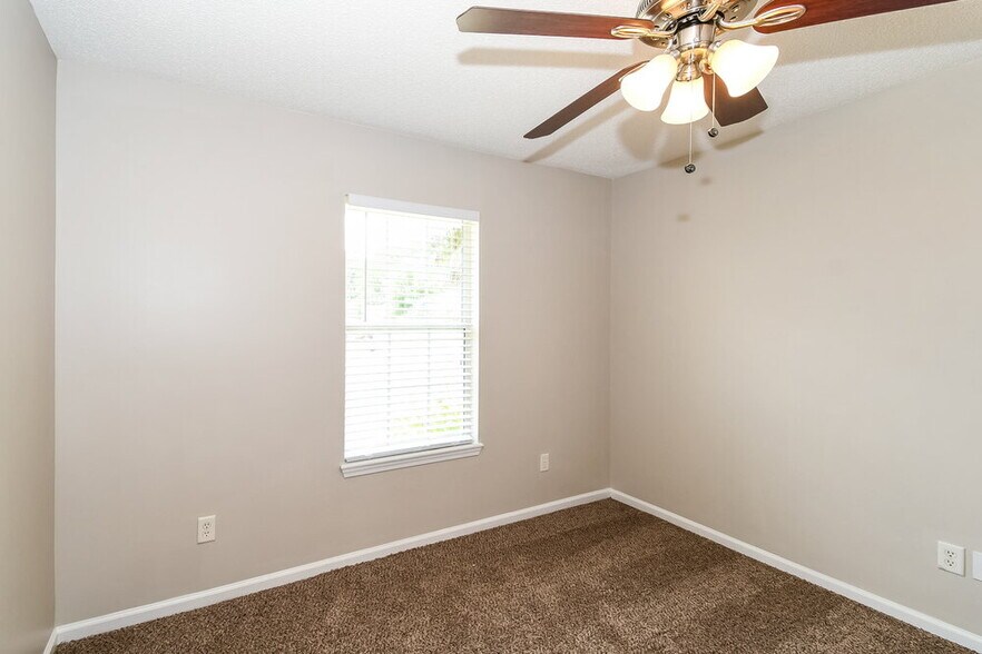 Building Photo - 3559 White Cow Ct