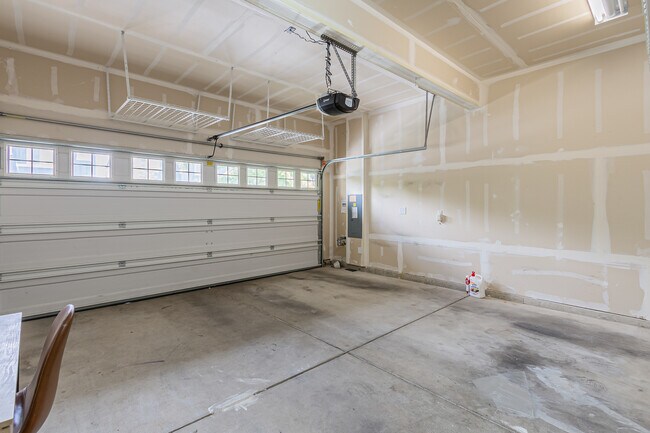 Building Photo - 1124 27th St NW