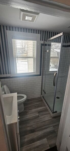 Building Photo - 6 Eastern Ave