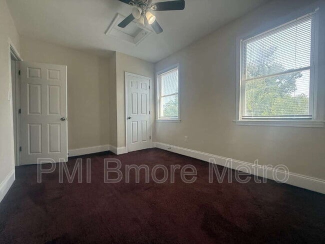 Building Photo - 519 E Cold Spring Ln