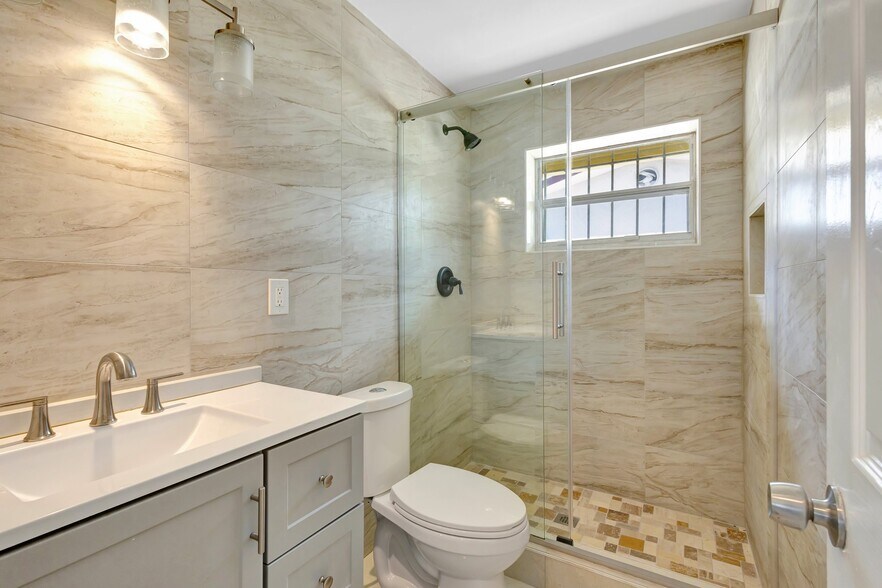 Building Photo - 212 Palmetto Dr