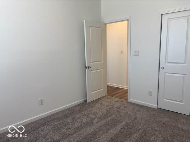 Building Photo - 821 Oyster Bay Dr