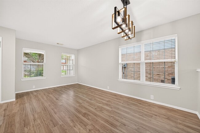 Building Photo - 15007 Sugar Sands Dr
