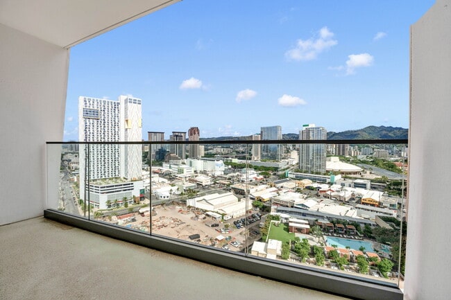 Building Photo - 1000 Auahi St